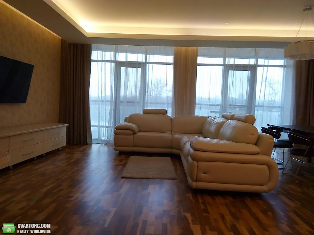 Rent out 2-room apartment. Киев,  Окипной — photo 8