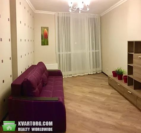 Rent out 2-room apartment. Киев,  Светлая — photo 2