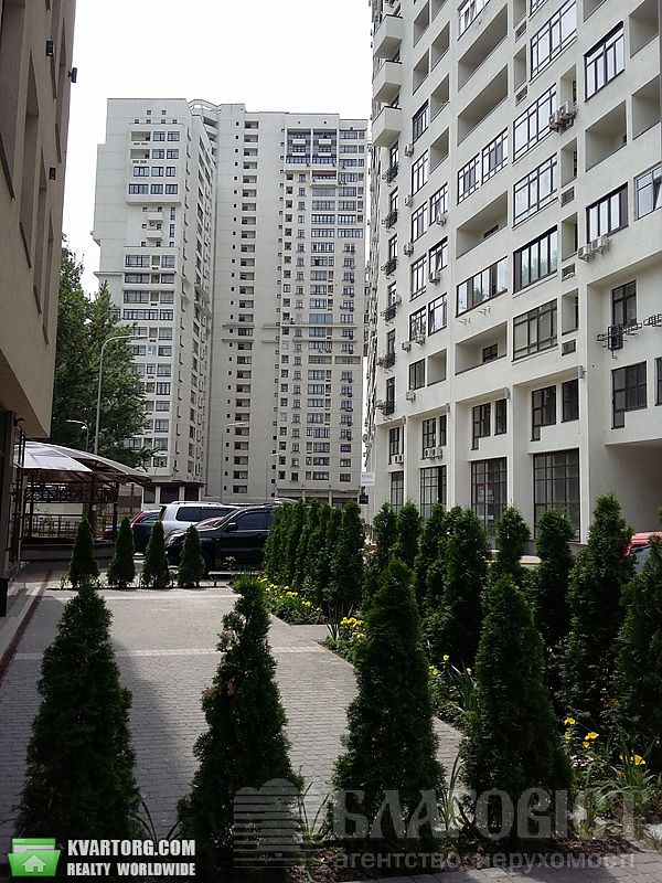 Sell 2-room apartment. Киев,  Щорса — photo 10