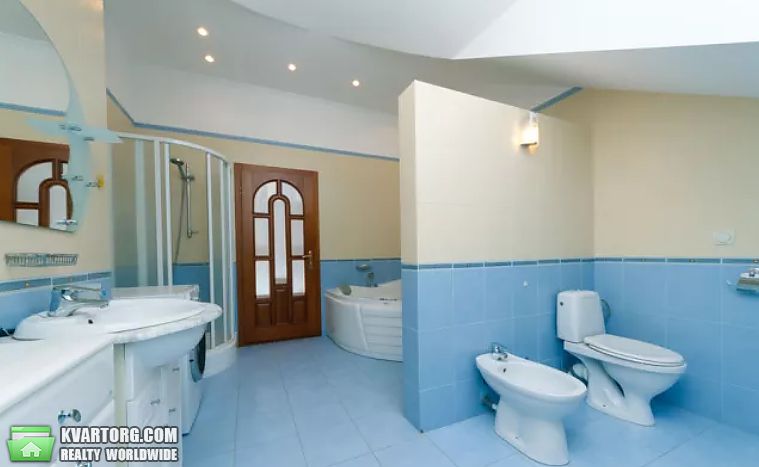Rent out 3-room apartment. Киев,  Орлика — photo 9