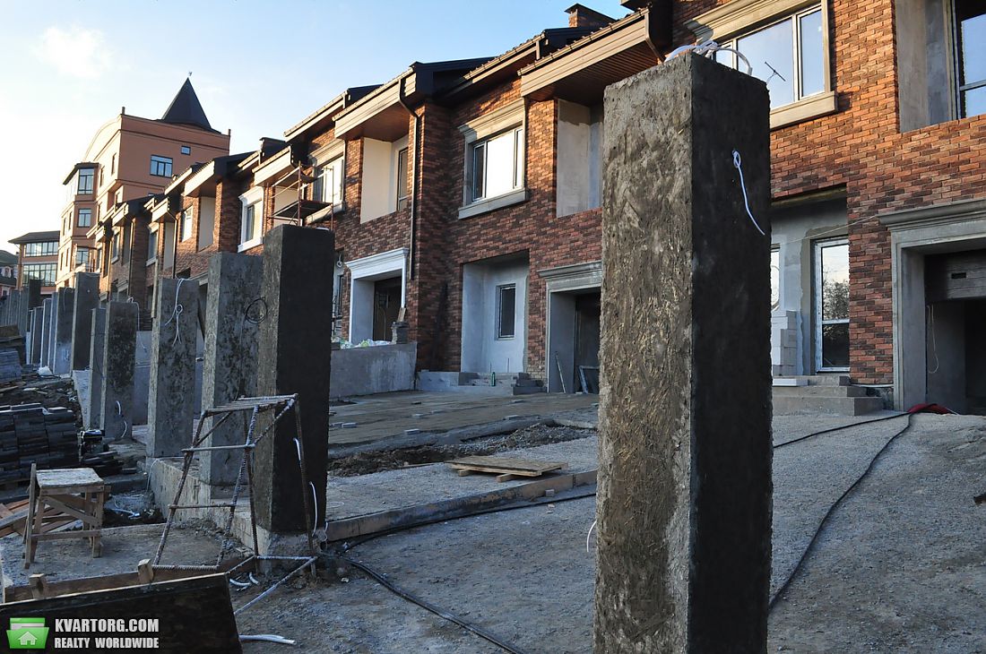Sell house. Киев,  Олеговская — photo 2