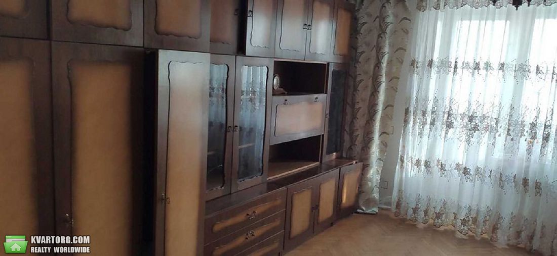 Sell 3-room apartment. Киев,  Ушинского — photo 1