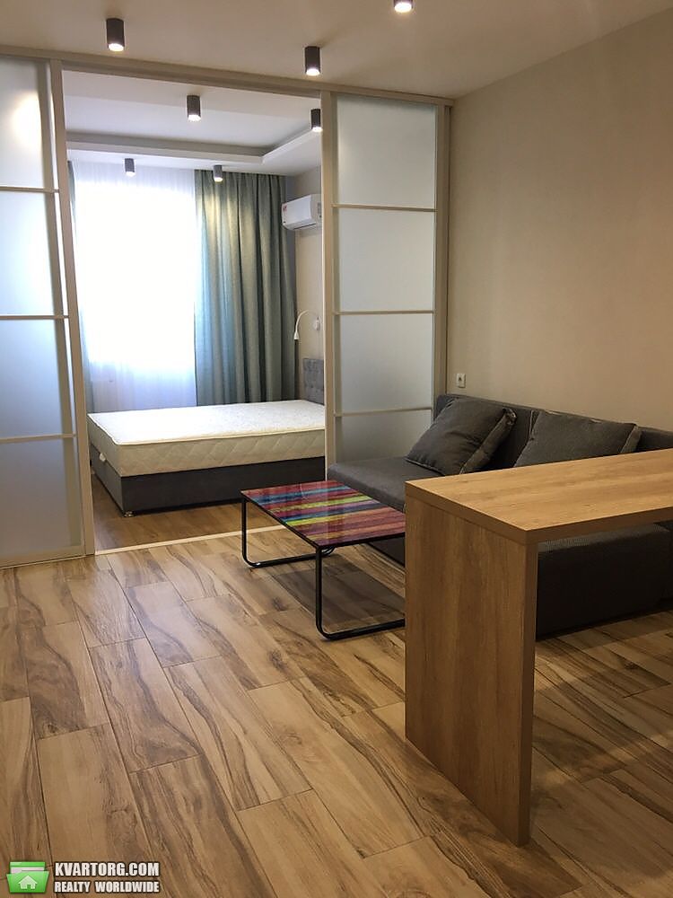 Rent out 1-room apartment. Киев,  Туманяна — photo 4