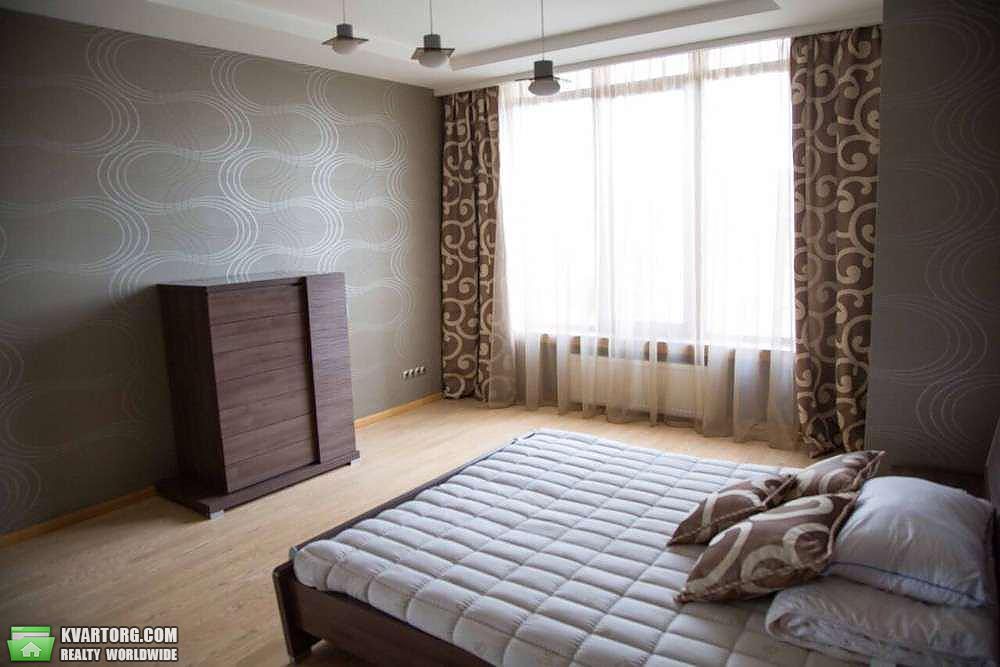 Rent out 3-room apartment. Киев,  Жилянская — photo 6