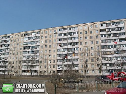 Sell 2-room apartment. Киев,  Приречная — photo 1