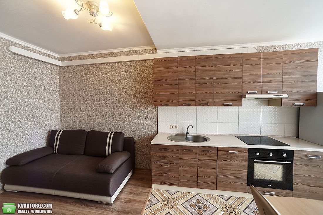 Rent out 2-room apartment. Киев,  Островского — photo 4