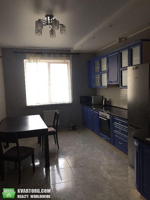 Rent out 3-room apartment. Киев,  Туманяна — photo 6