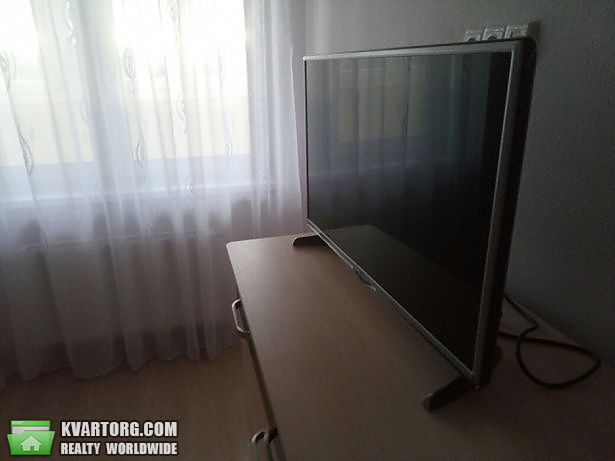 Rent out 1-room apartment. Киев, Академика Глушкова — photo 6