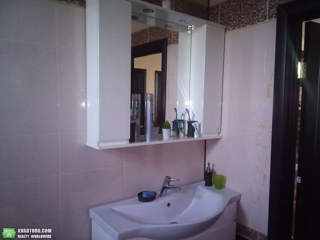 Sell house. Киев,  Довбуша — photo 10