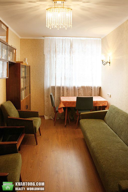 Rent out 3-room apartment. Киев,  Пражская — photo 3