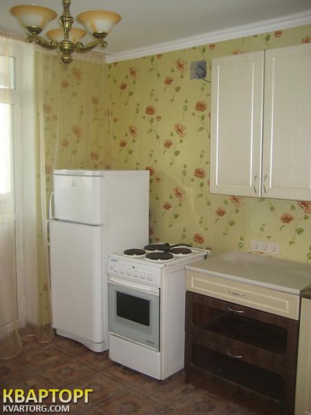 Rent out 1-room apartment. Киев,  Урловская — photo 6