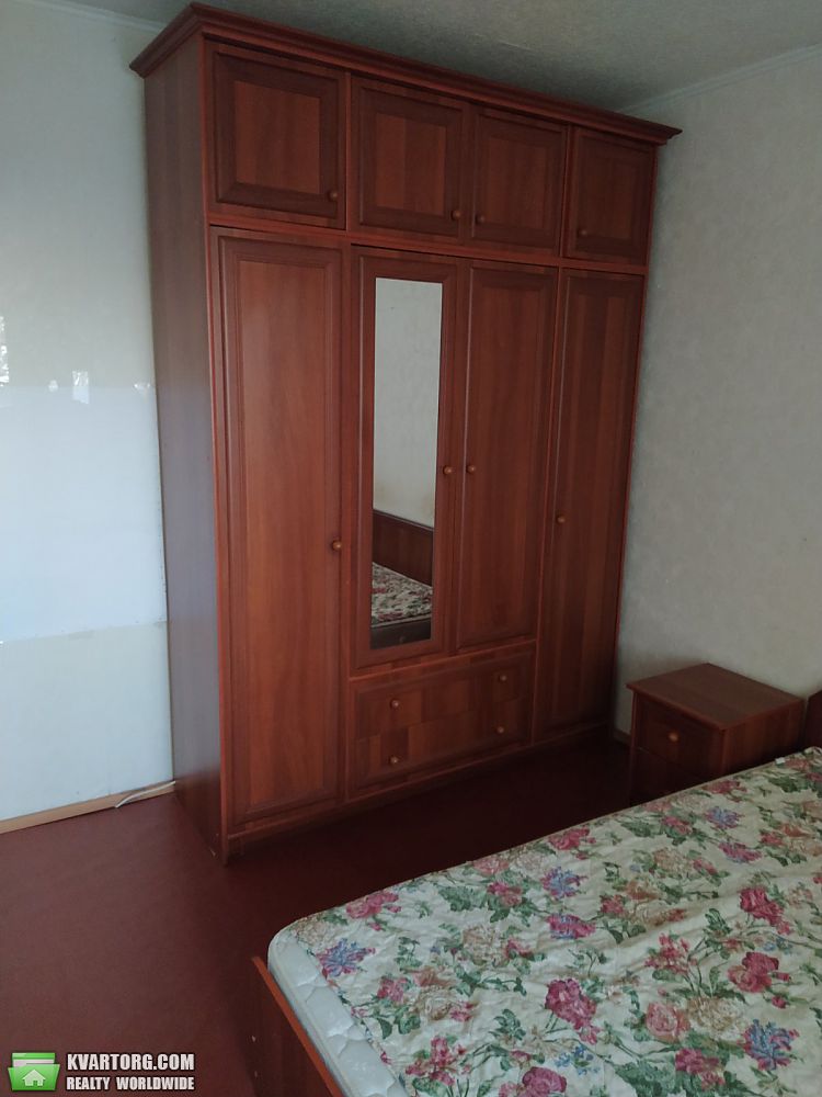 Rent out 3-room apartment. Киев,  Радунская — photo 6