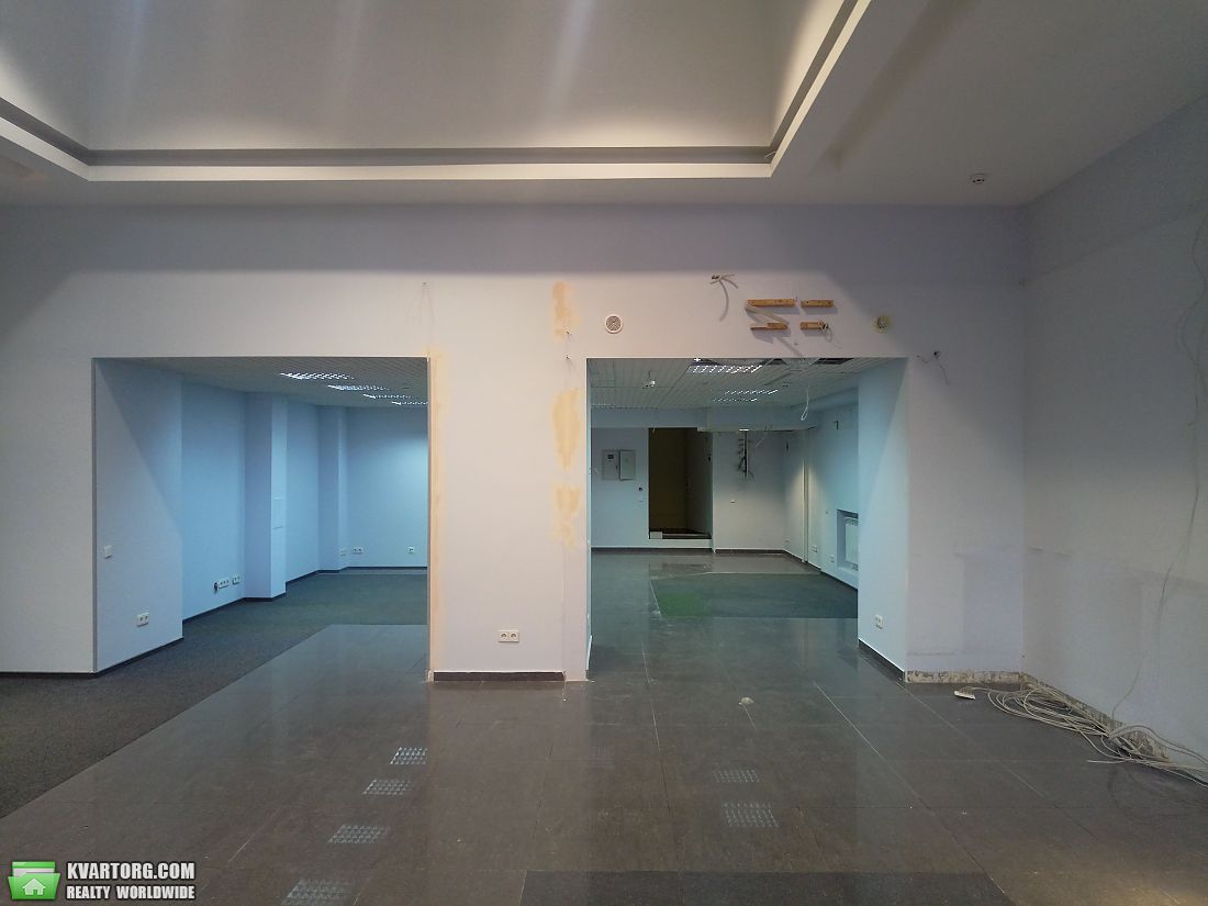 Rent out shop. Киев,  Пушкинская — photo 1