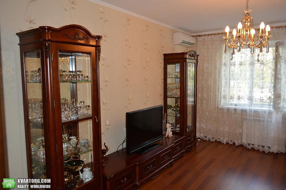Sell 3-room apartment. Киев,  Маяковского — photo 2