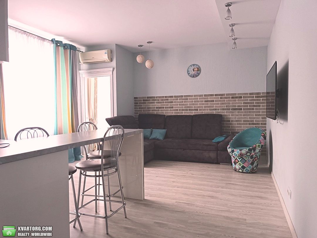 Rent out 2-room apartment. Днепропетровск, пушкина — photo 2