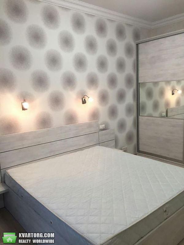 Rent out 2-room apartment. Киев,  Воздвиженская — photo 4