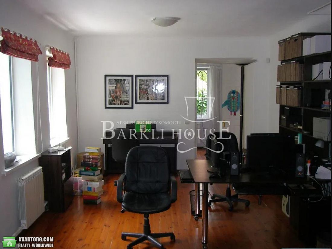 Rent out house. Киев,  Панфиловцев — photo 2