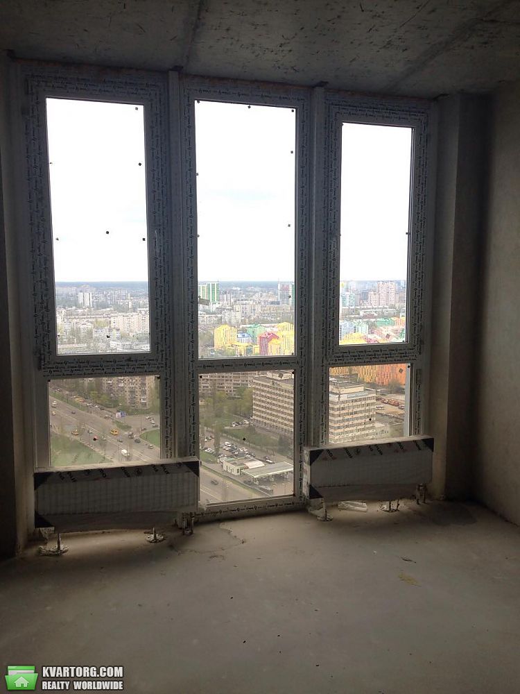 Sell 2-room apartment. Киев,  Воссоединения пр — photo 1