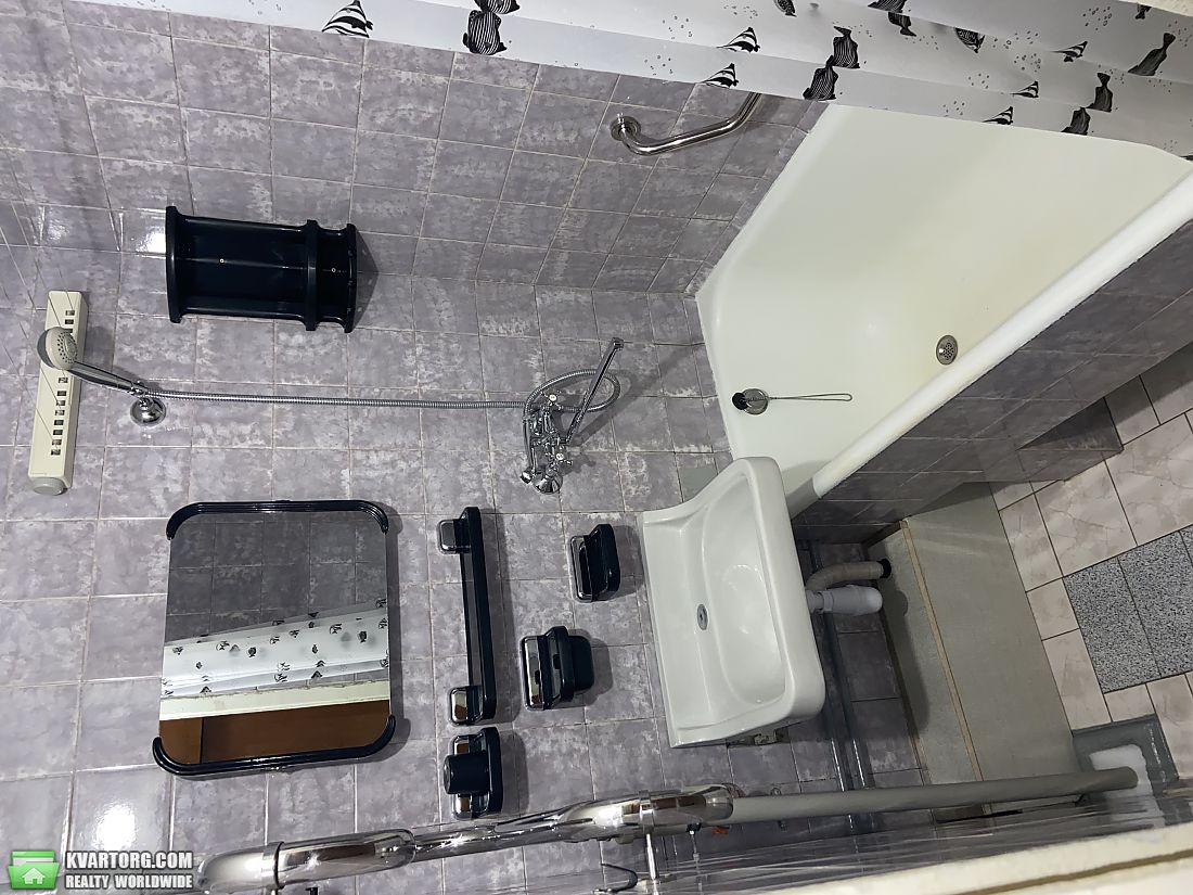 Rent out 1-room apartment. Киев, Богатирська — photo 10