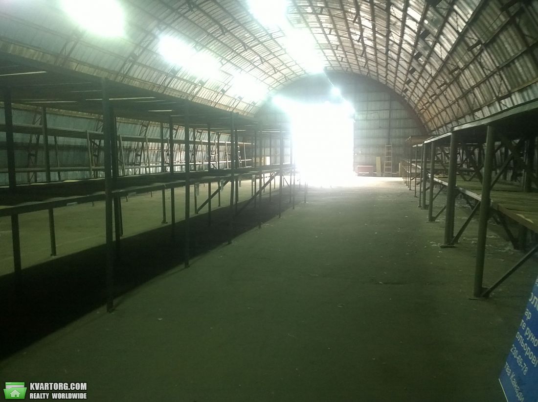 Rent out warehouse. Киев,  Деревоотделочная — photo 2