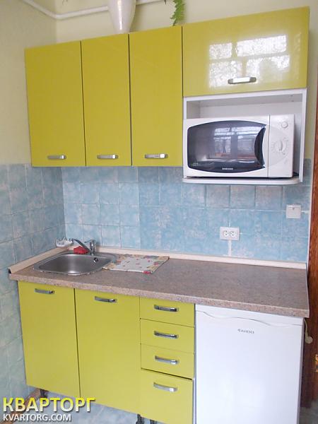 Rent out 1-room apartment. Киев,  Ярославов Вал — photo 10