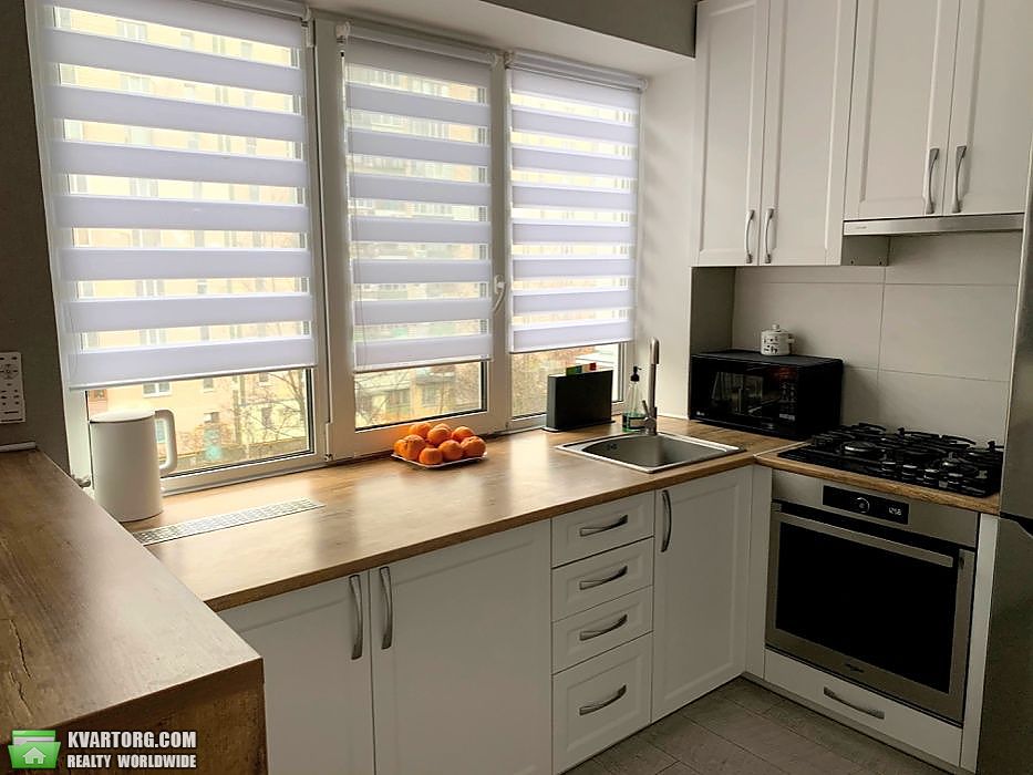 Sell 2-room apartment. Киев,  Карбышева — photo 1