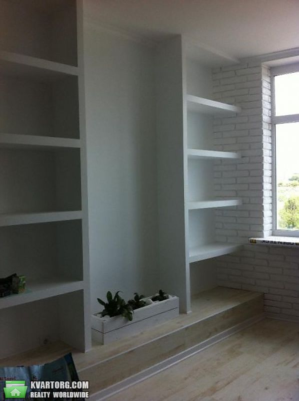 Rent out 2-room apartment. Киев, Антонова-Овсеенка — photo 4