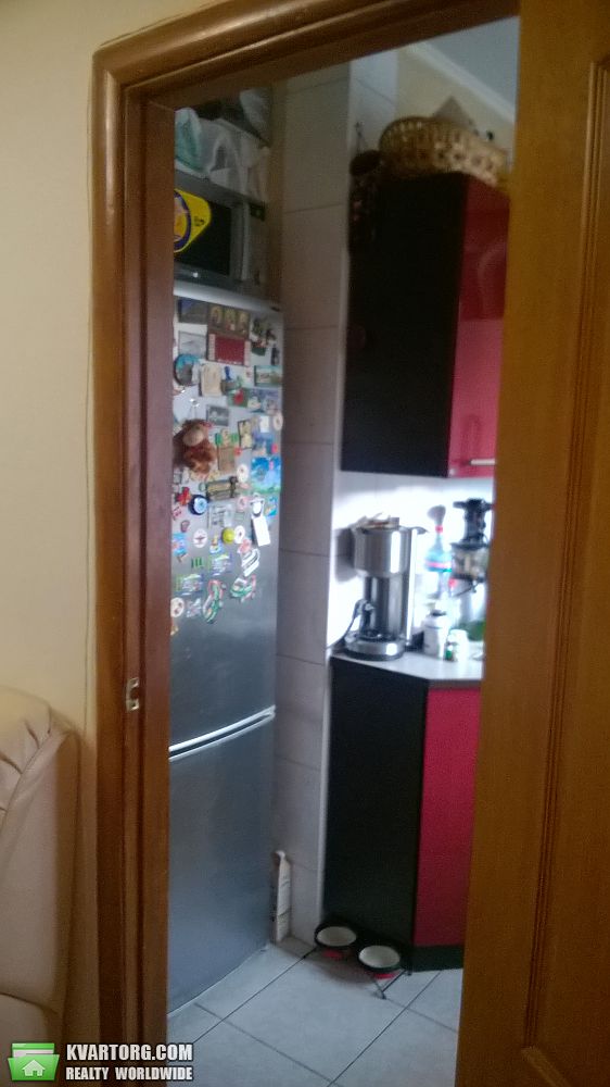 Sell 3-room apartment. Киев, Метростроевская — photo 3