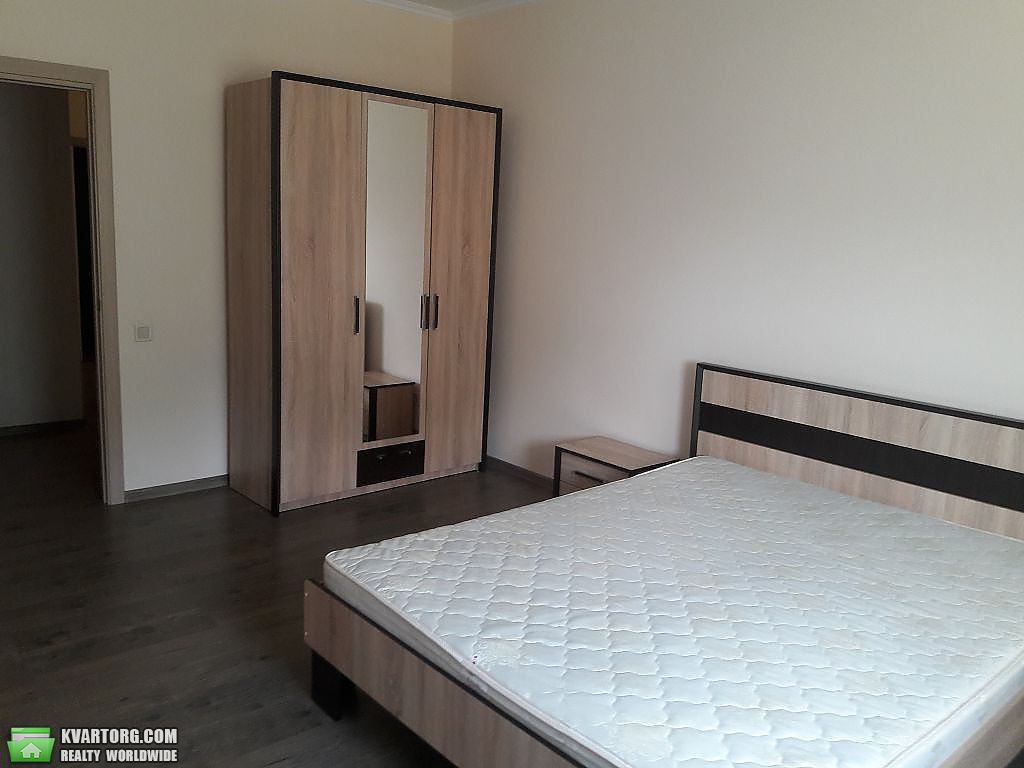 Rent out 2-room apartment. Киев, Кондрактюка — photo 3