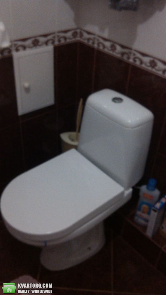Rent out 2-room apartment. Киев,  Срибнокильская — photo 5