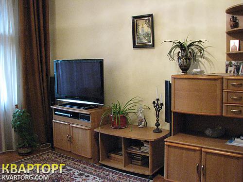 Rent out 3-room apartment. Киев,  Белорусская — photo 10
