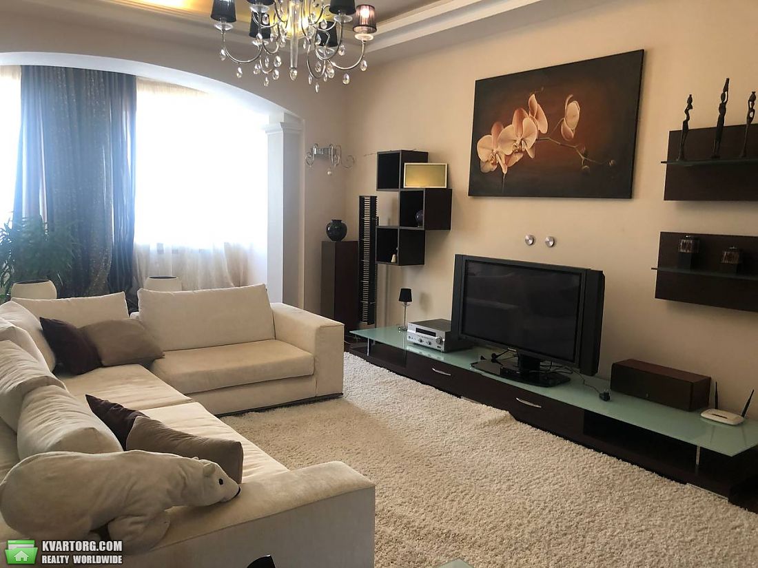 Rent out 3-room apartment. Днепропетровск, Крутогорный спуск — photo 2