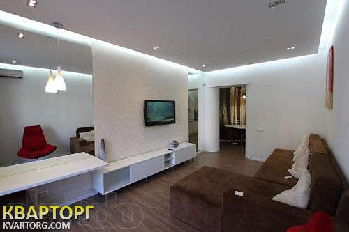 Rent out 2-room apartment. Киев,  Крещатик — photo 4
