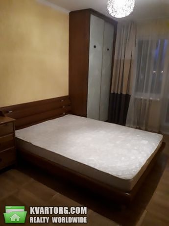 Rent out 3-room apartment. Киев,  Лятошинского — photo 3