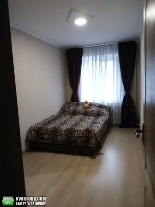 Sell 3-room apartment. Киев,  Вышгородская — photo 1