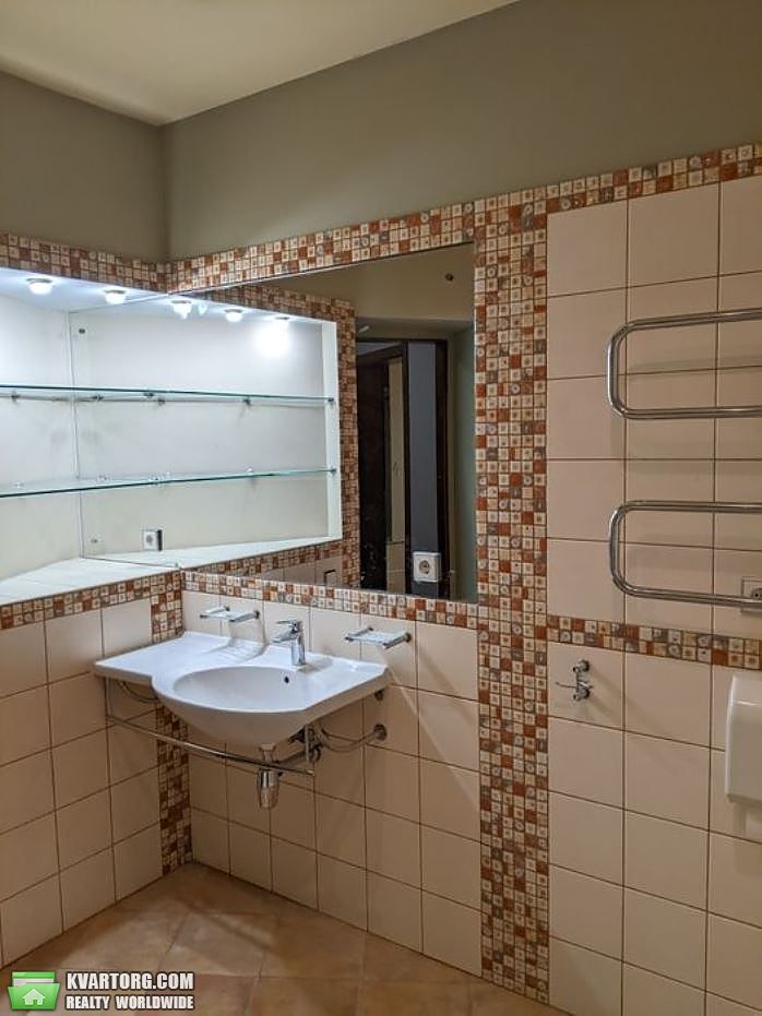 Rent out 4-room apartment. Киев, Вишняковского — photo 4