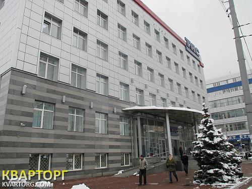 Rent out office. Киев, Жилянская — photo 1