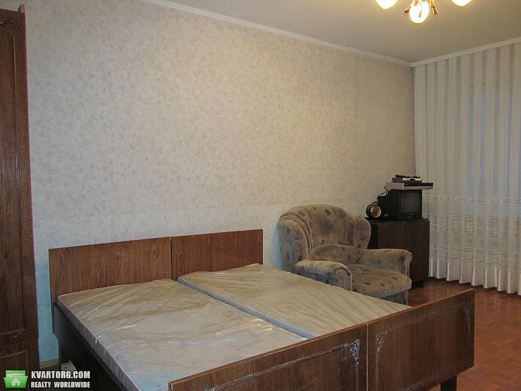 Rent out 2-room apartment. Киев,  Драйзера — photo 6