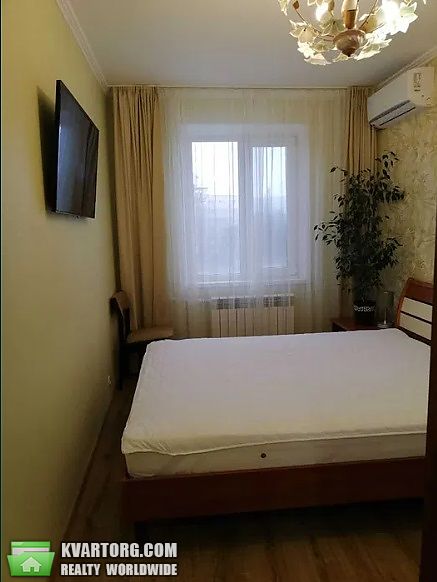 Rent out 2-room apartment. Киев,  Наумова — photo 7