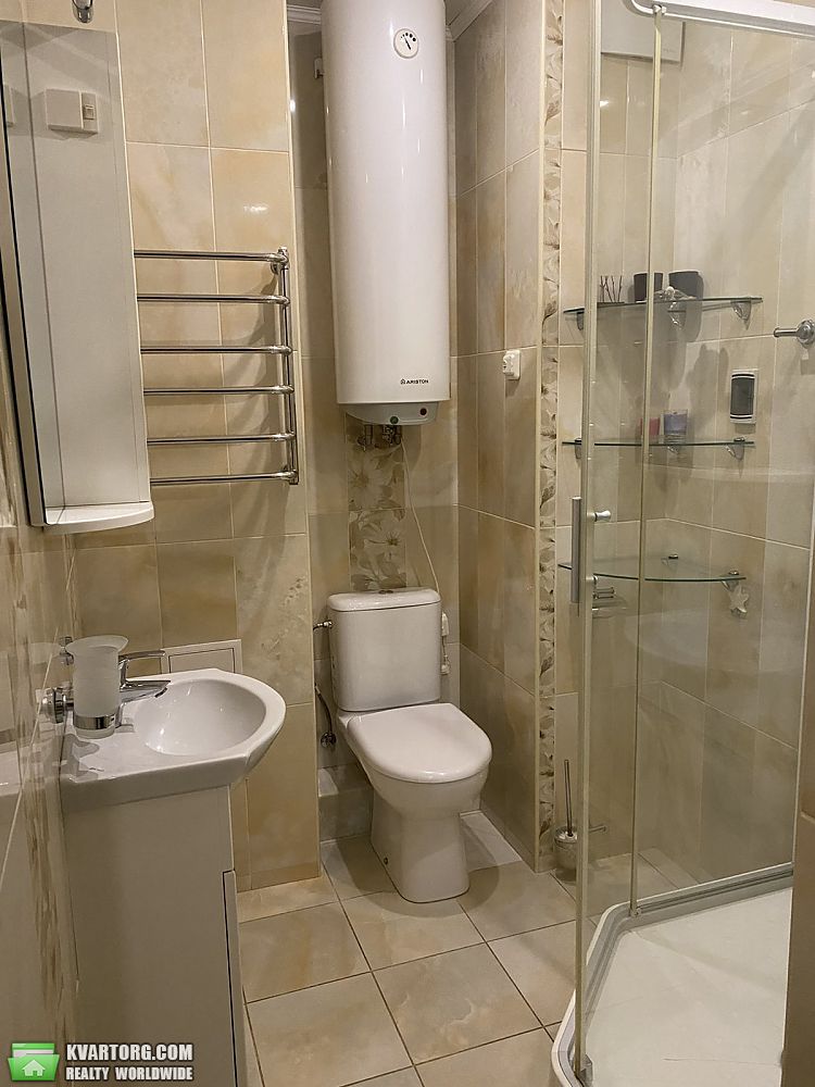 Sell 3-room apartment. Киев,  Срибнокильская — photo 9