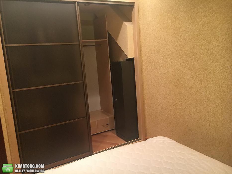 Rent out 2-room apartment. Киев,  Жилянская — photo 2