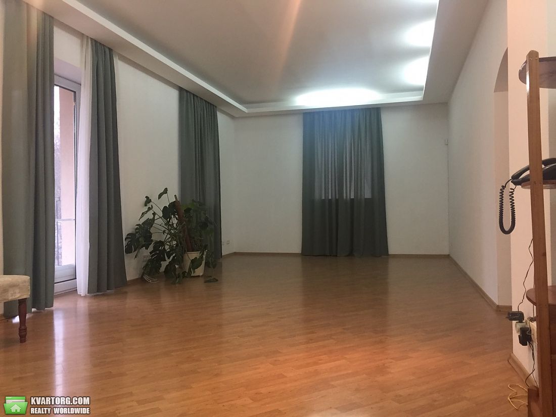 Rent out house. Киев,  Столетова — photo 2