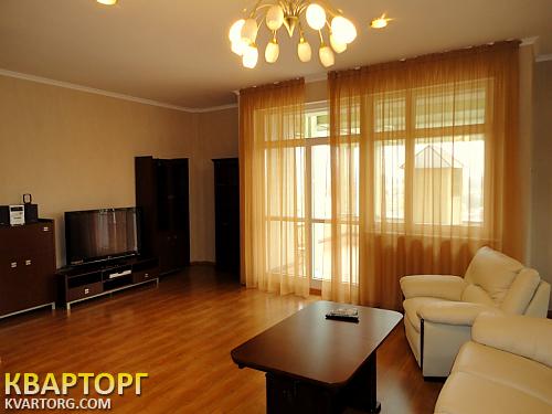 Rent out 2-room apartment. Киев,  Воровского — photo 1