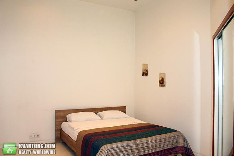 Rent out 2-room apartment. Киев,  Малая Житомирская — photo 5
