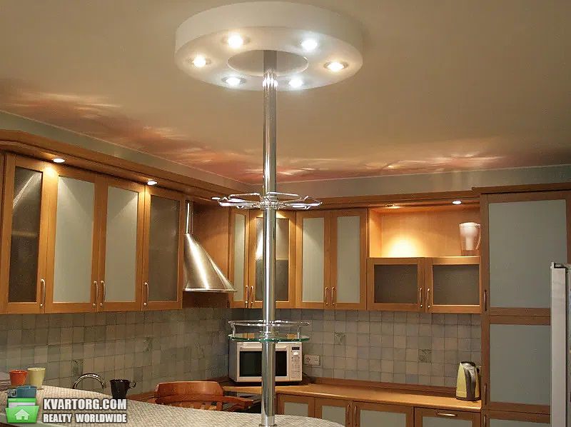 Sell 3-room apartment. Киев,  Ушакова — photo 1