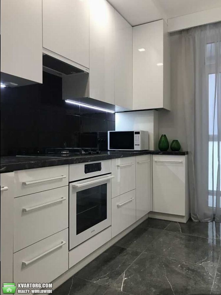 Rent out 1-room apartment. Днепропетровск, Кобзоря — photo 2