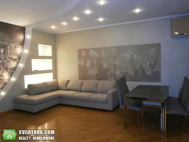 Rent out 2-room apartment. Днепропетровск, Рогалёва — photo 1