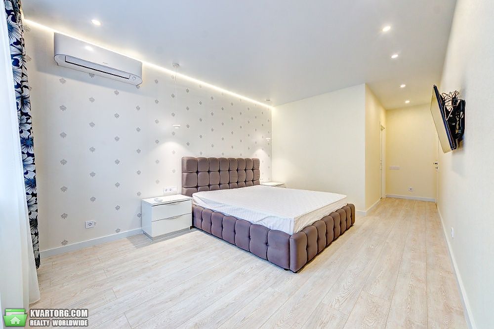 Sell 4-room apartment. Киев,  Ломоносова — photo 9