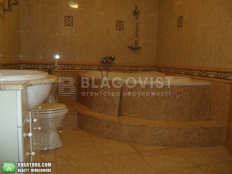 Sell 4-room apartment. Киев,  Урловская — photo 8