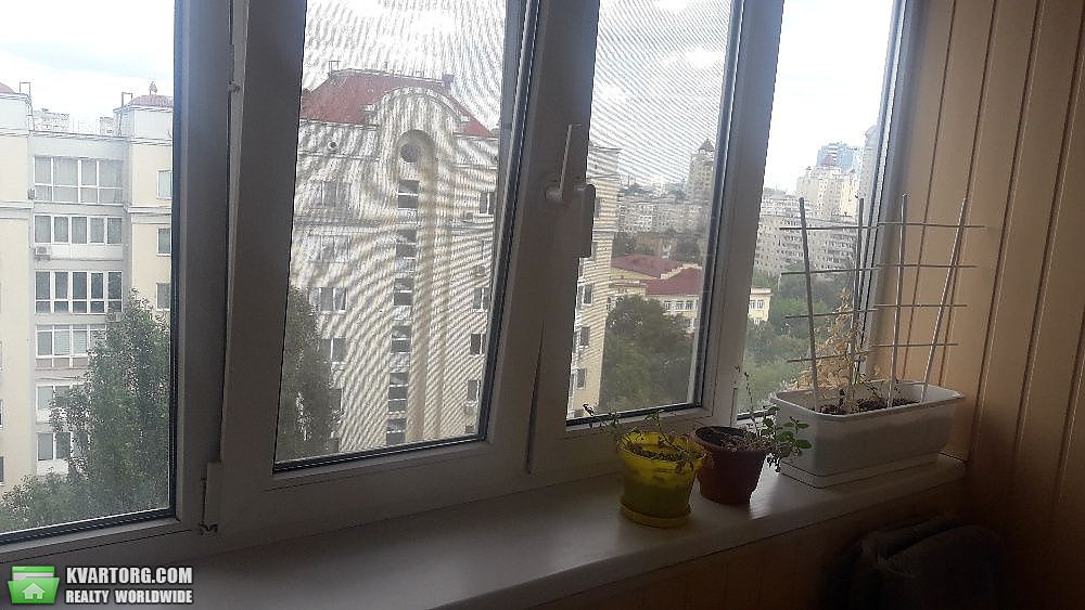 Sell 1-room apartment. Киев,  Вышгородская — photo 10